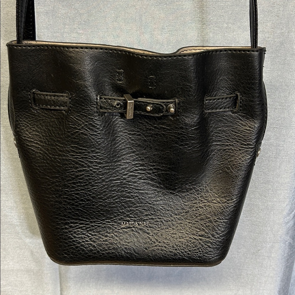 Matt & Nat Lexi Bucket Bag Black